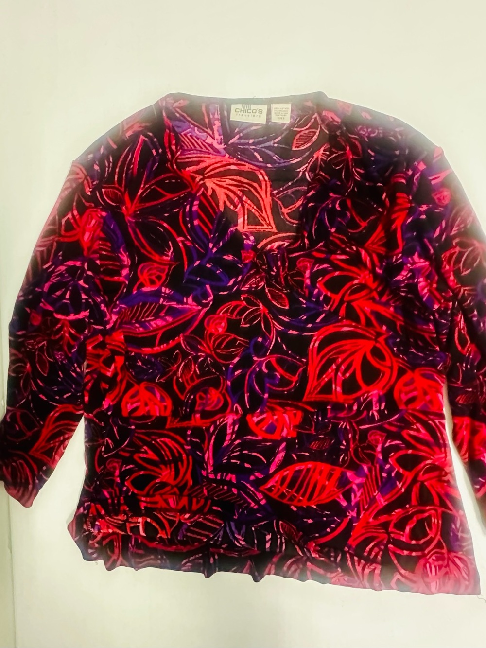 Chico's Red & Purple Floral Velvet top size 3 (XL) Travelers line